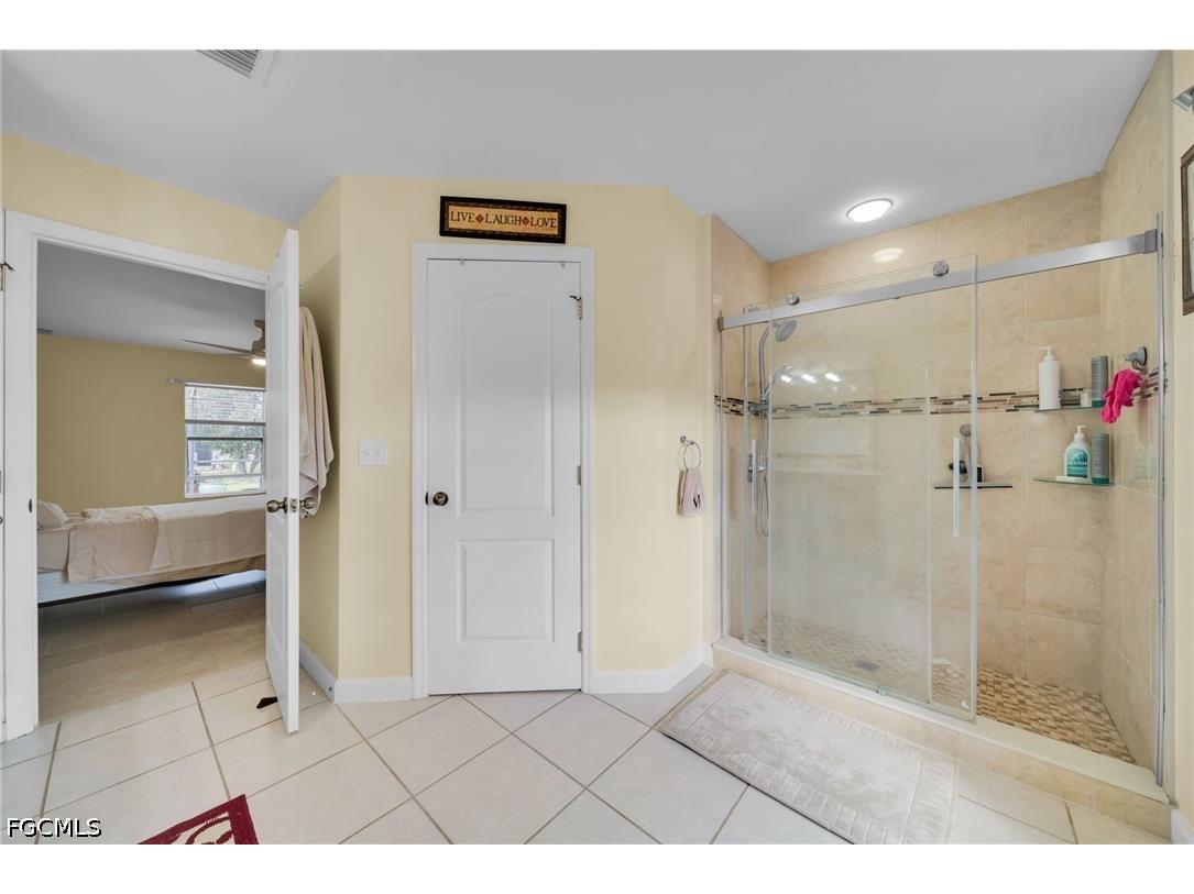 4404 NE 21st Court Cape Coral FL 33909 2026016448 image22