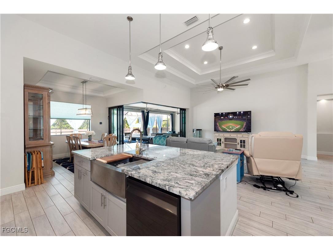 4404 SW 15th Place Cape Coral FL 33914 2025001188 image14