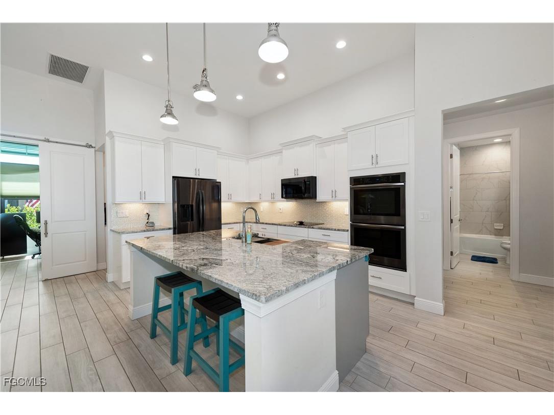 4404 SW 15th Place Cape Coral FL 33914 2025001188 image8