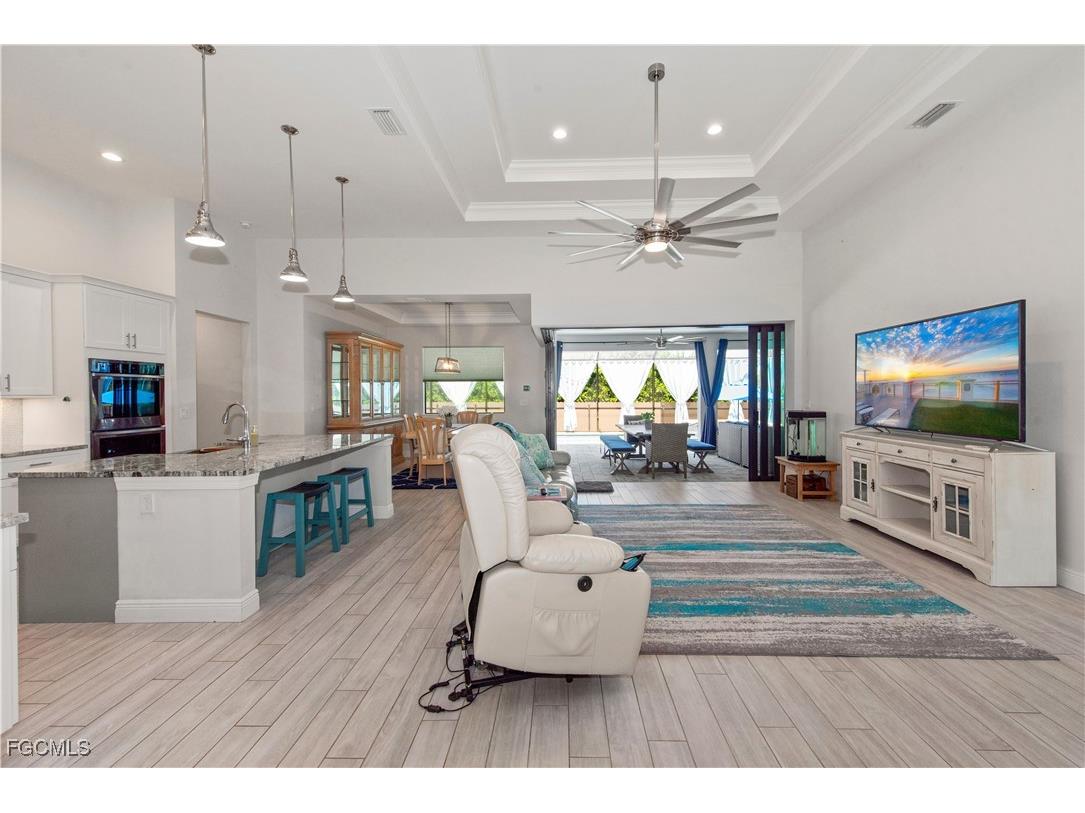 4404 SW 15th Place Cape Coral FL 33914 2025001188 image9