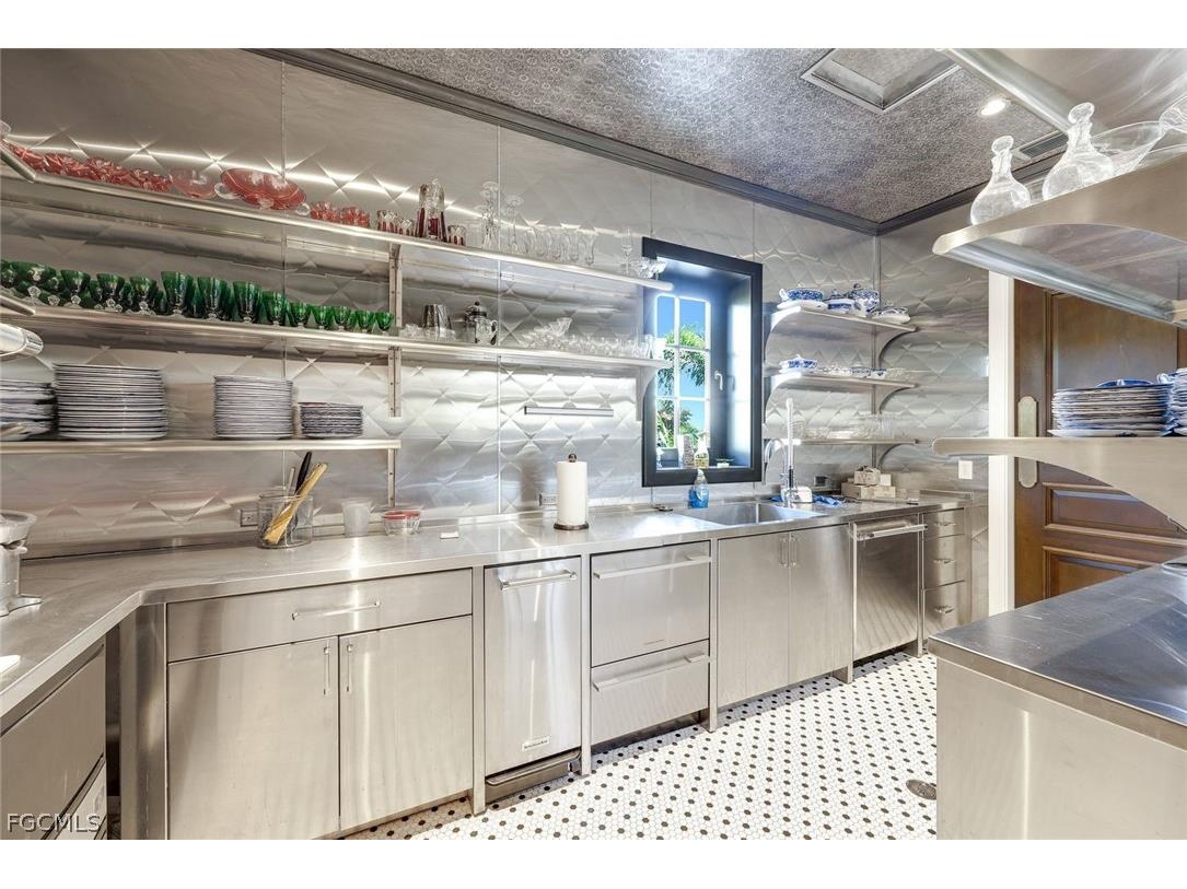 4405 W Gulf Drive Sanibel FL 33957 2026012050 image12
