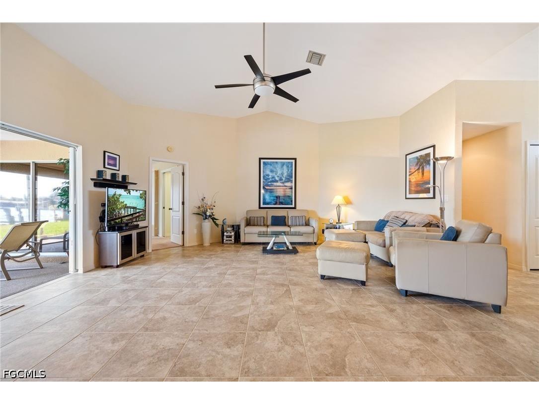 4406 SE 19th Avenue Cape Coral FL 33904 2026014502 image16