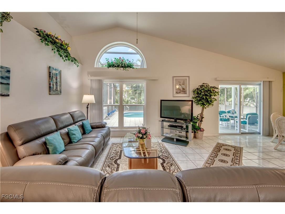 4406 SW 25th Avenue Cape Coral FL 33914 2025015061 image6