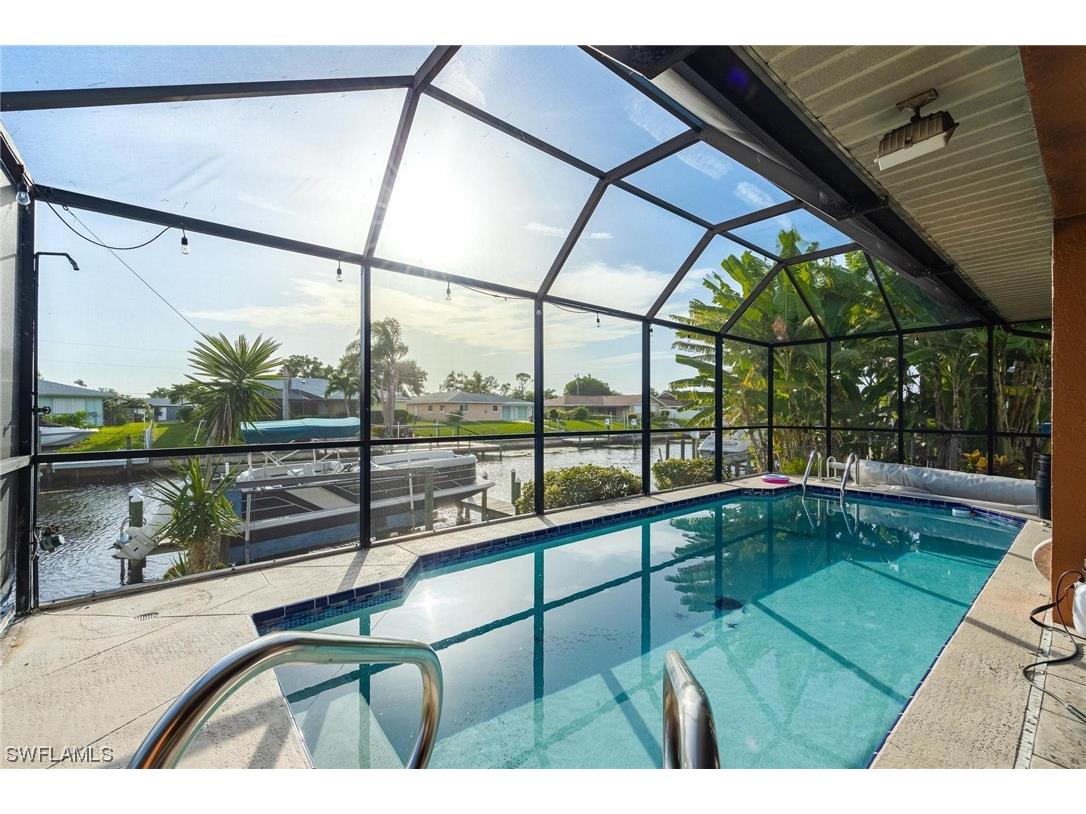 4407 SE 11th Place Cape Coral FL 33904 223058672 image1