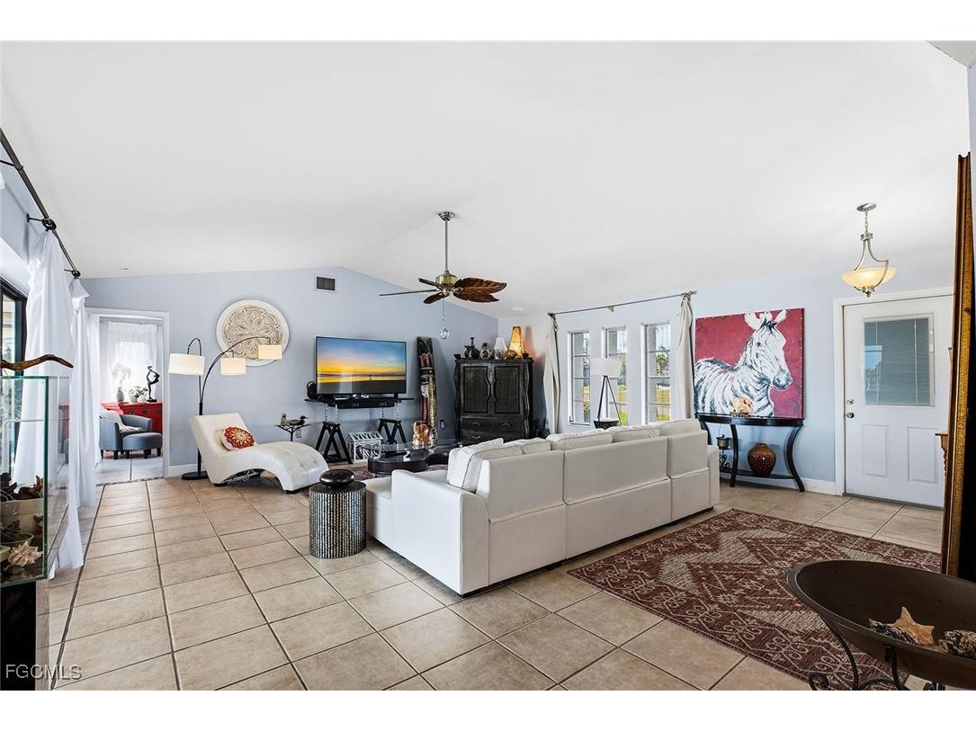 4407 SW 18th Place Cape Coral FL 33914 2025025826 image14