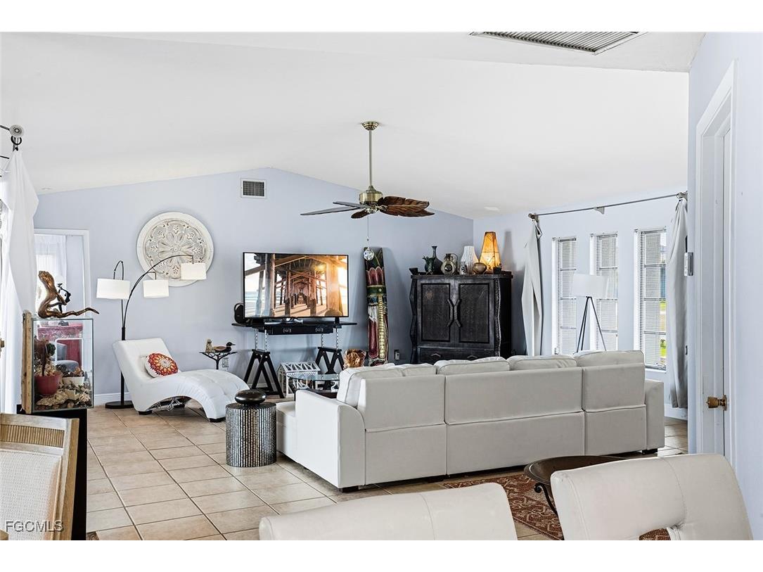 4407 SW 18th Place Cape Coral FL 33914 2025025826 image20