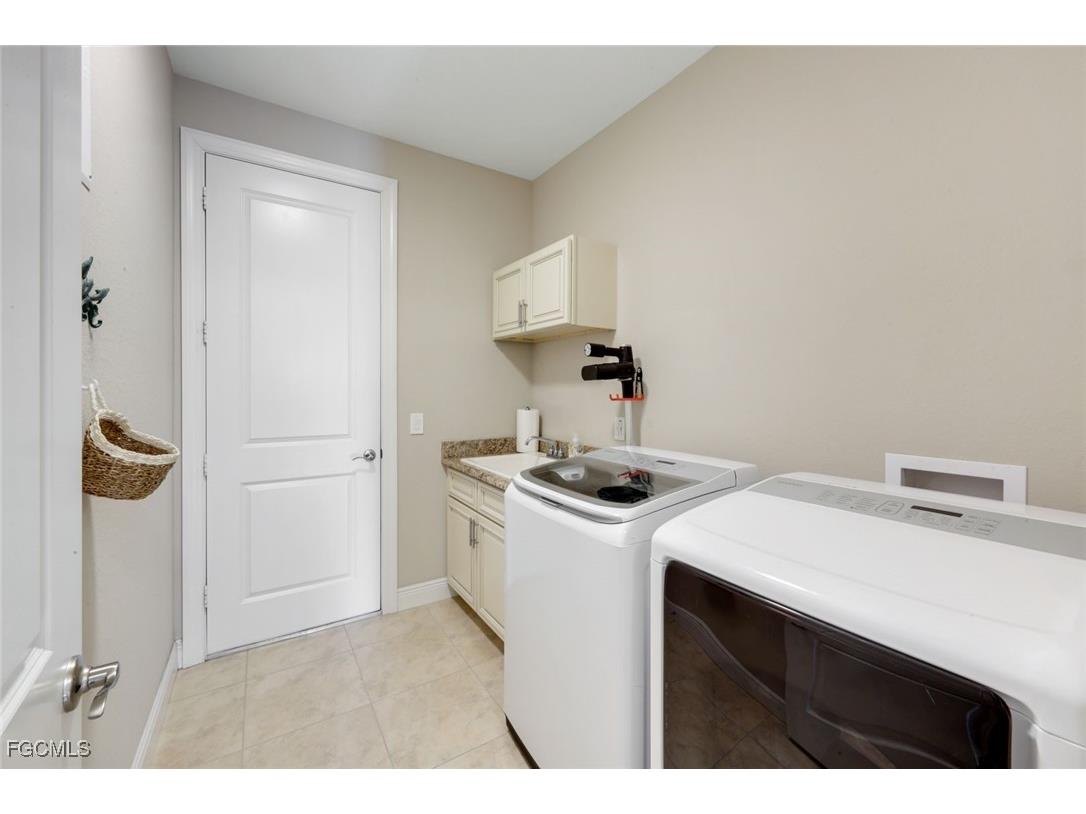 4407 SW 19th Avenue Cape Coral FL 33914 2025005399 image31