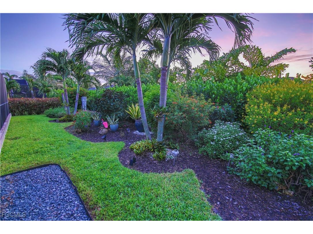 4407 SW 19th Avenue Cape Coral FL 33914 2025005399 image5