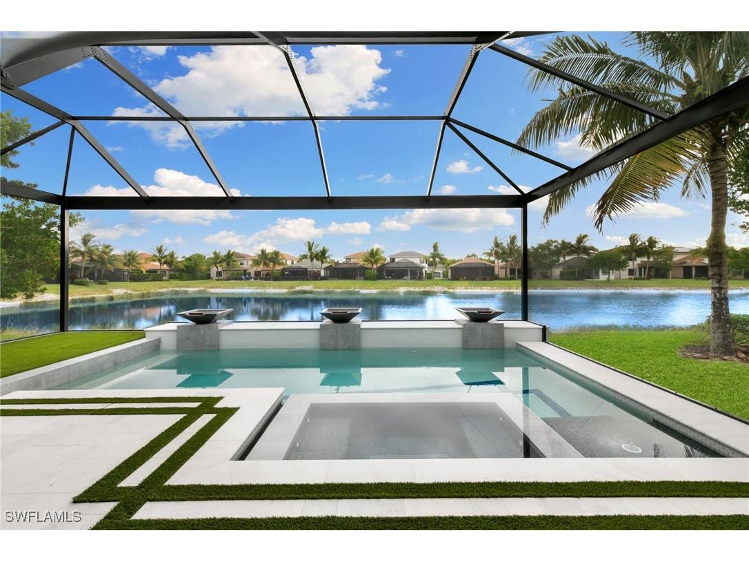 4409 Aurora Street Naples FL 34119 225077966 image1