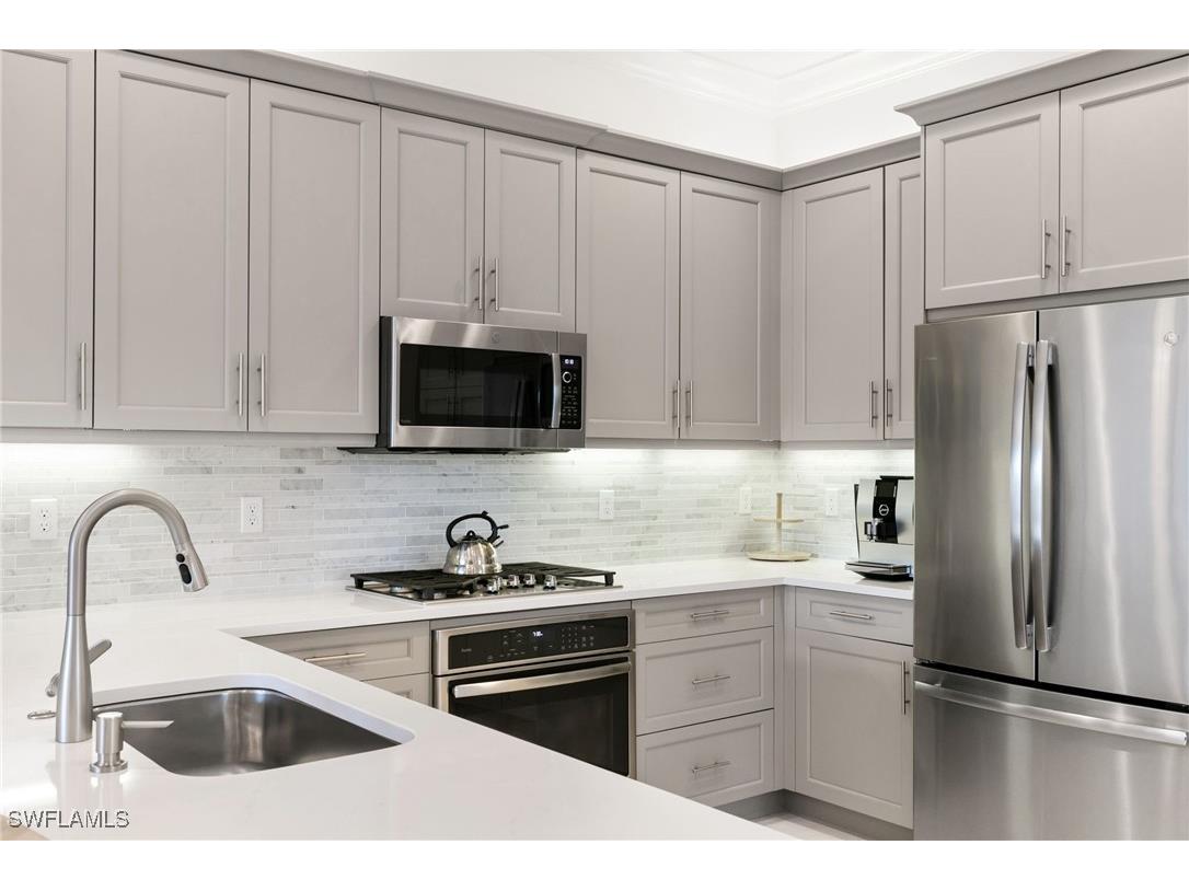 4409 Aurora Street Naples FL 34119 225077966 image10