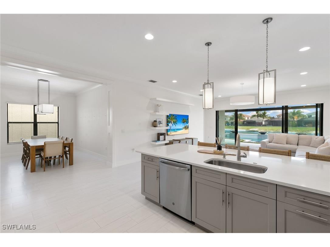 4409 Aurora Street Naples FL 34119 225077966 image11