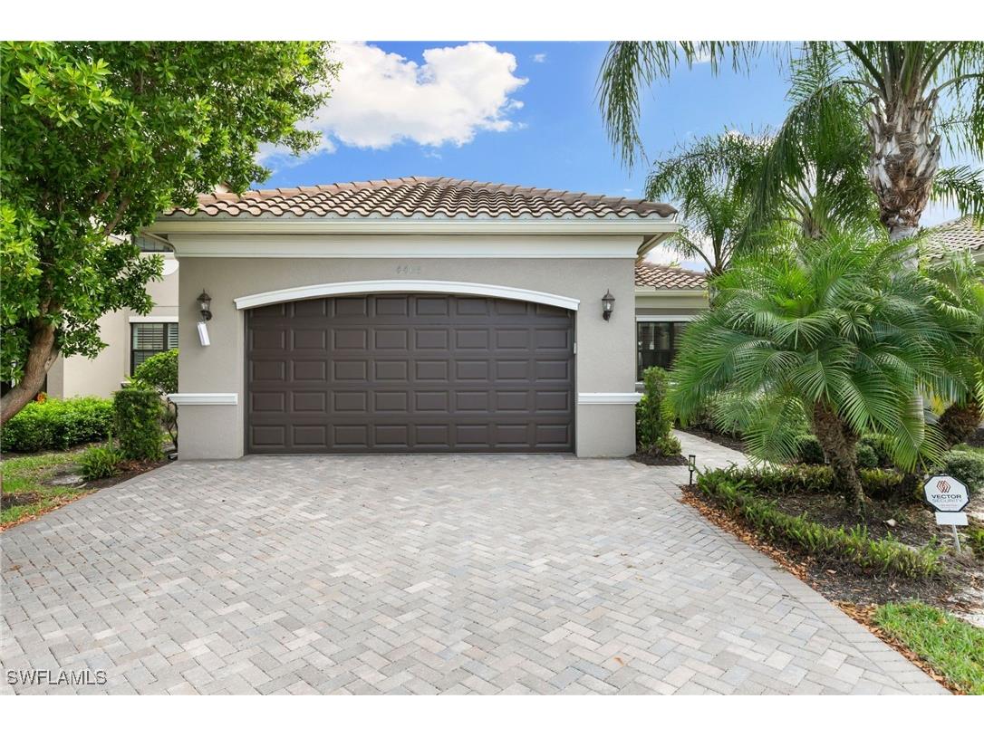 4409 Aurora Street Naples FL 34119 225077966 image3
