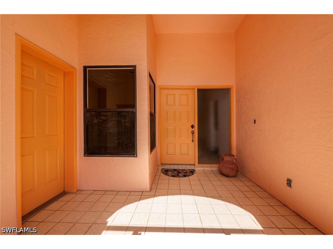 441 Countryside Drive Naples FL 34104 226020891 image2