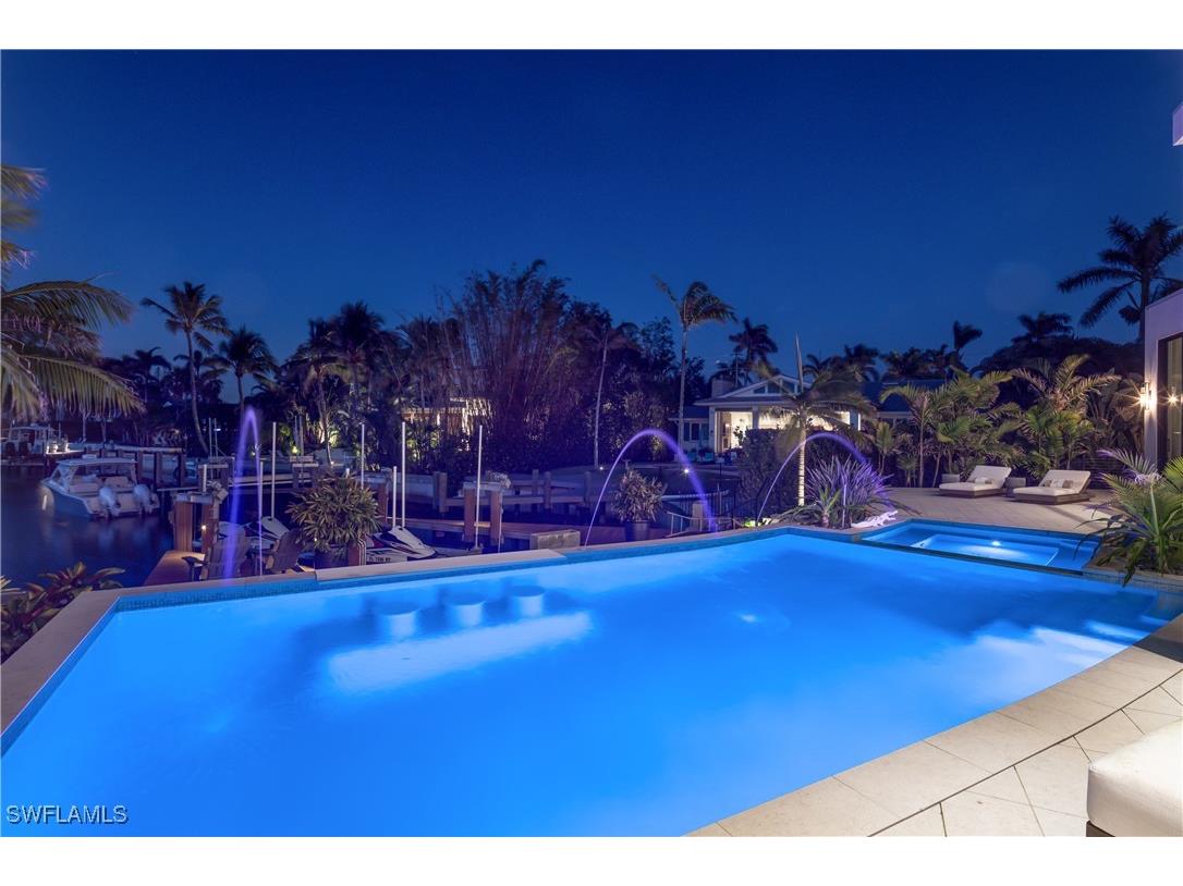 441 Mooring Line Drive Naples FL 34102 225073425 image10