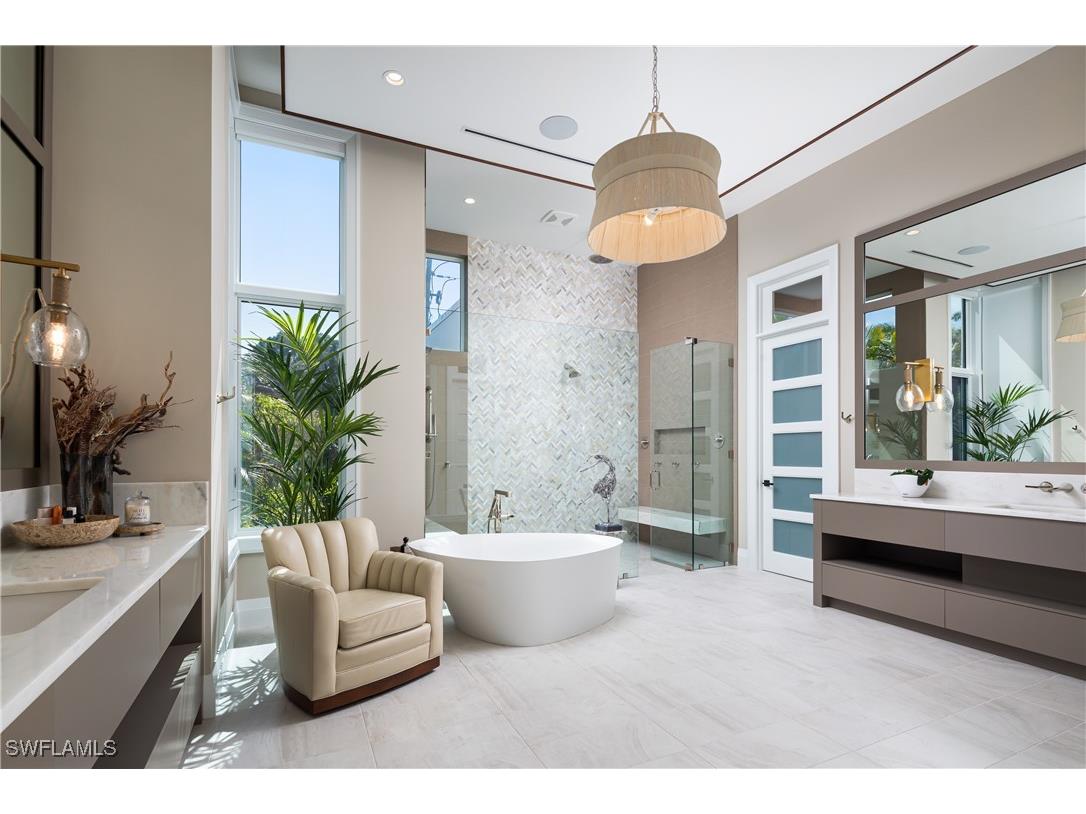 441 Mooring Line Drive Naples FL 34102 225073425 image26