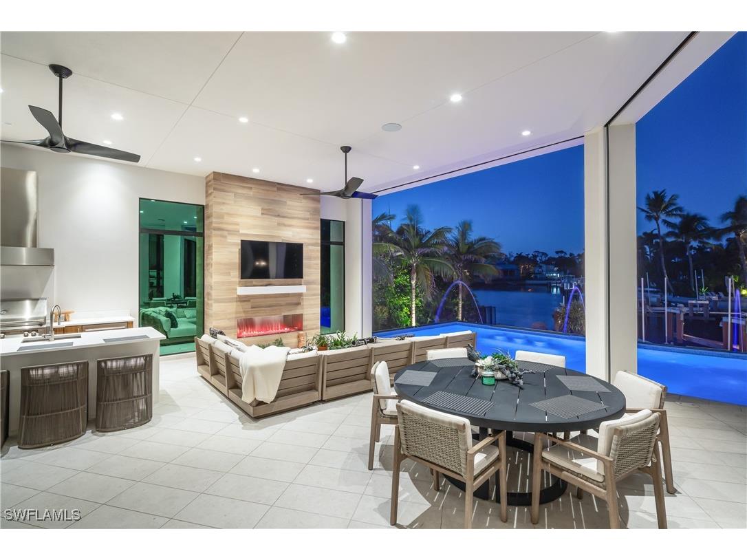 441 Mooring Line Drive Naples FL 34102 225073425 image8