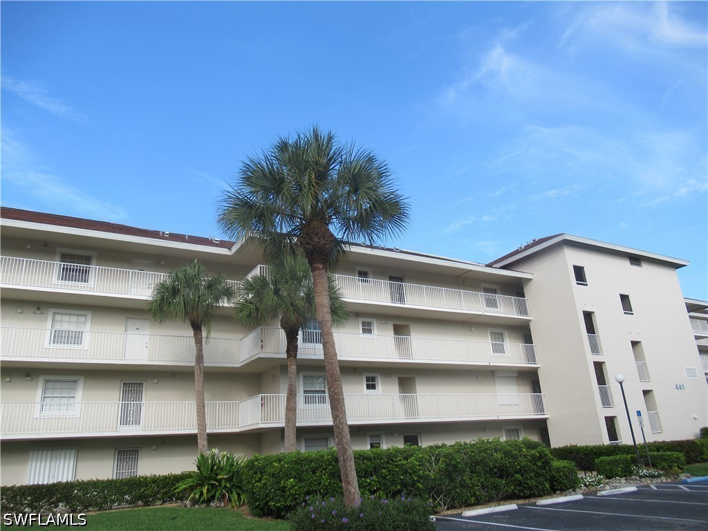 441 Quail Forest Boulevard #A106 Naples FL 34105 226019382 image1