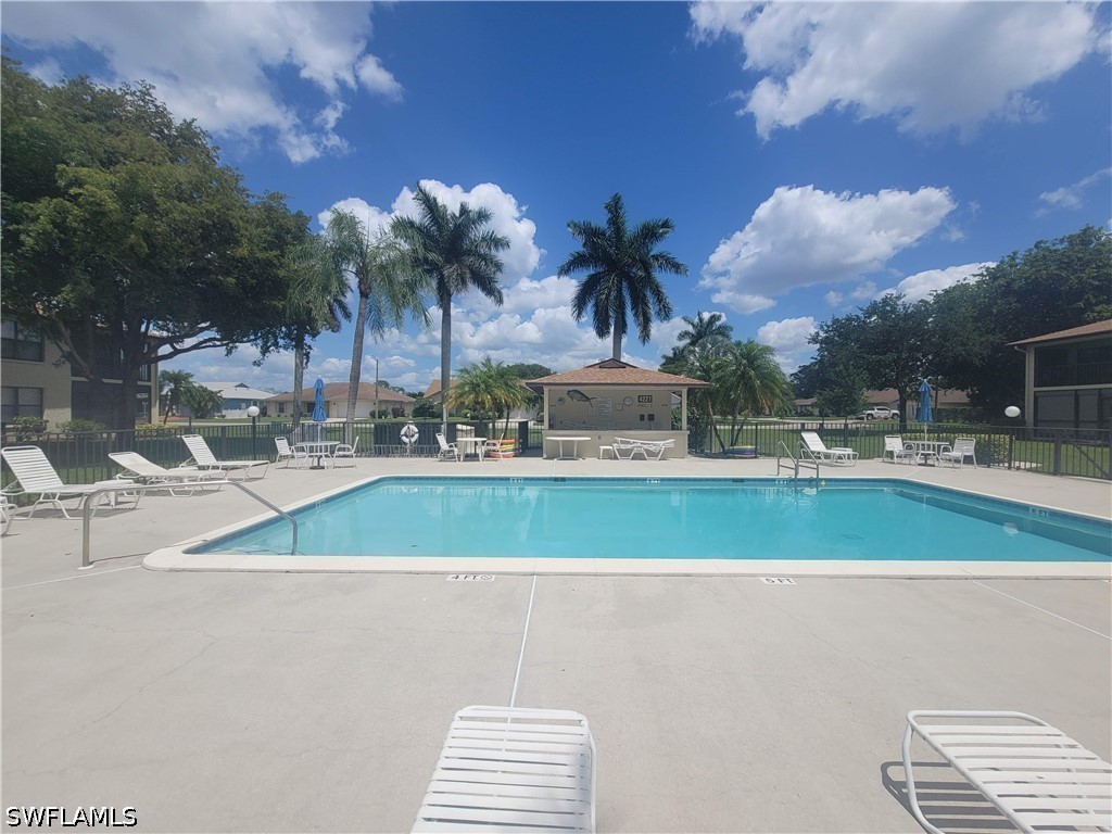 4410 Chantelle Drive #H-205 Naples FL 34112 226015006 image26