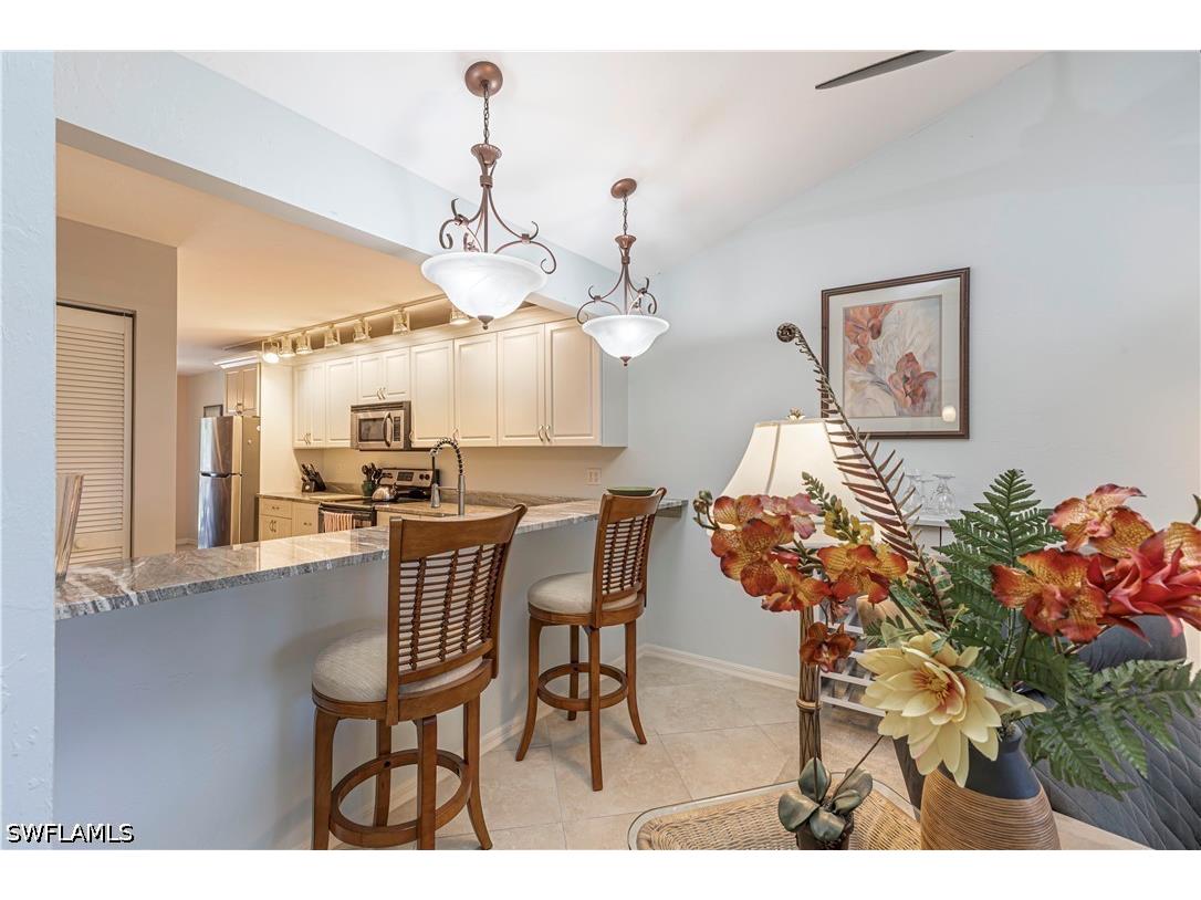4410 Chantelle Drive #H-205 Naples FL 34112 226015006 image9