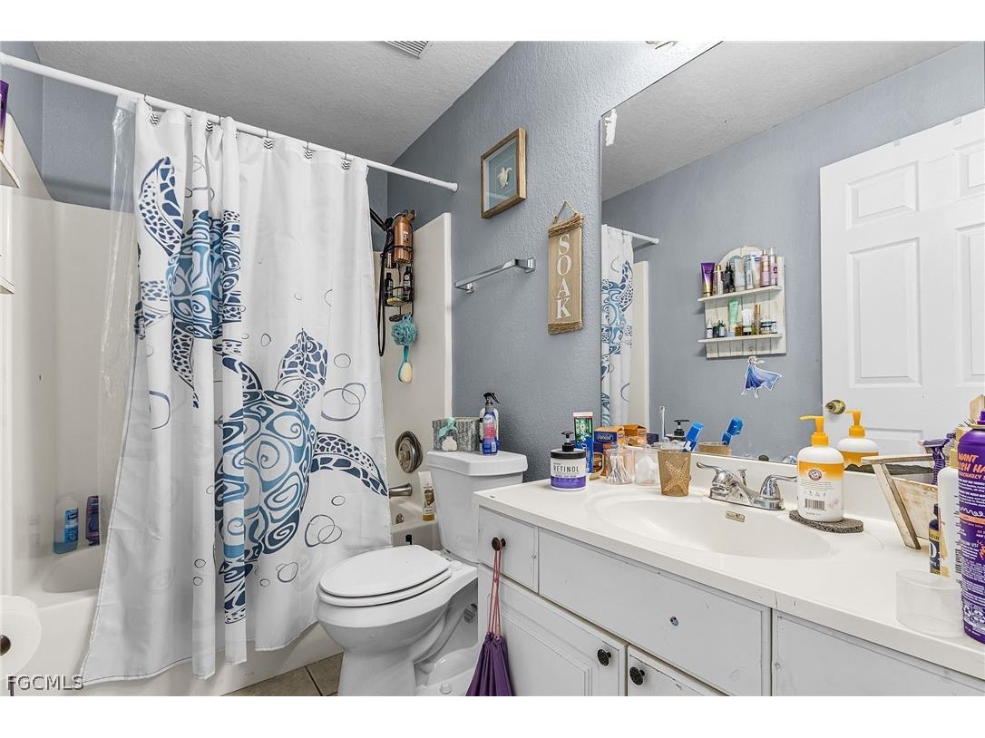 4409 & 4411 22nd Street SW Lehigh Acres FL 33973 2026008219 image12