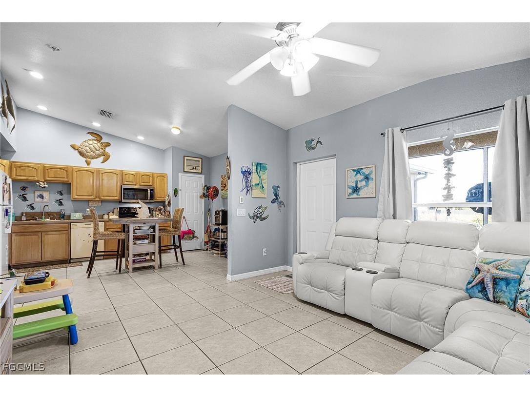 4409 & 4411 22nd Street SW Lehigh Acres FL 33973 2026008219 image4