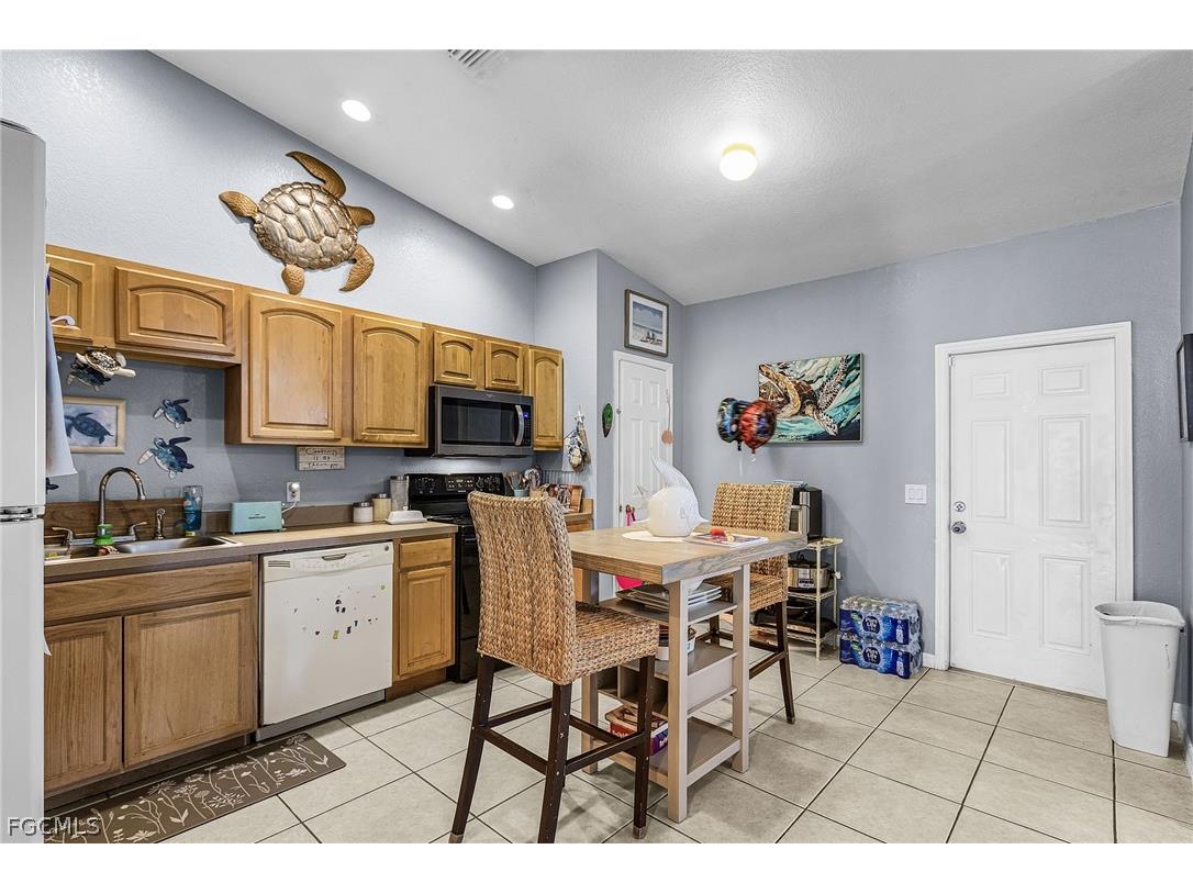 4409 & 4411 22nd Street SW Lehigh Acres FL 33973 2026008219 image7