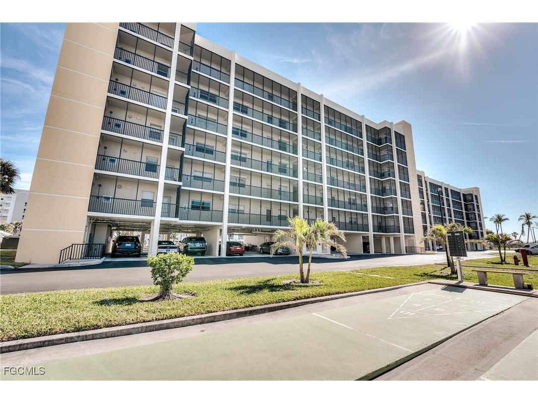 4411 Bay Beach Lane #734 Fort Myers Beach FL 33931 2025021214 image12