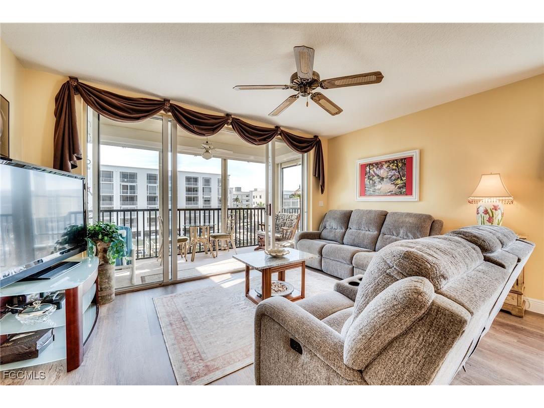 4411 Bay Beach Lane #734 Fort Myers Beach FL 33931 2025021214 image23