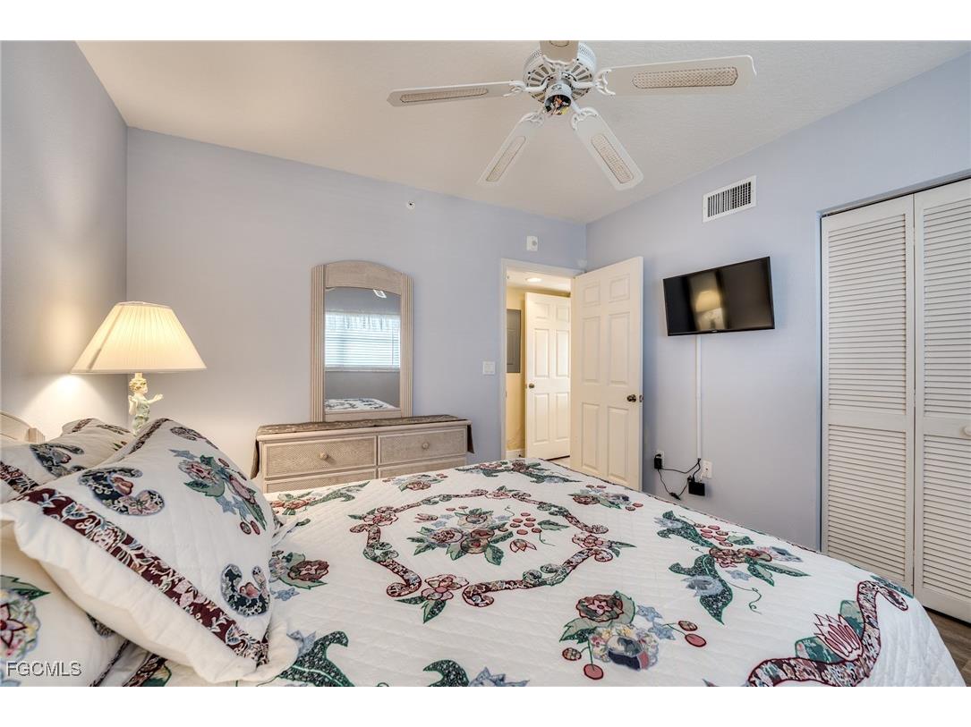 4411 Bay Beach Lane #734 Fort Myers Beach FL 33931 2025021214 image32