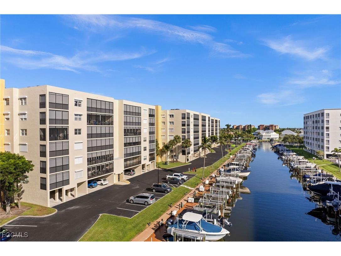 4411 Bay Beach Lane #744 Fort Myers Beach FL 33931 2025021186 image37