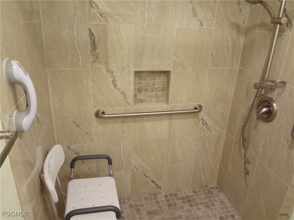 4411 Country Club Boulevard #A1 Cape Coral FL 33904 2025013577 image20