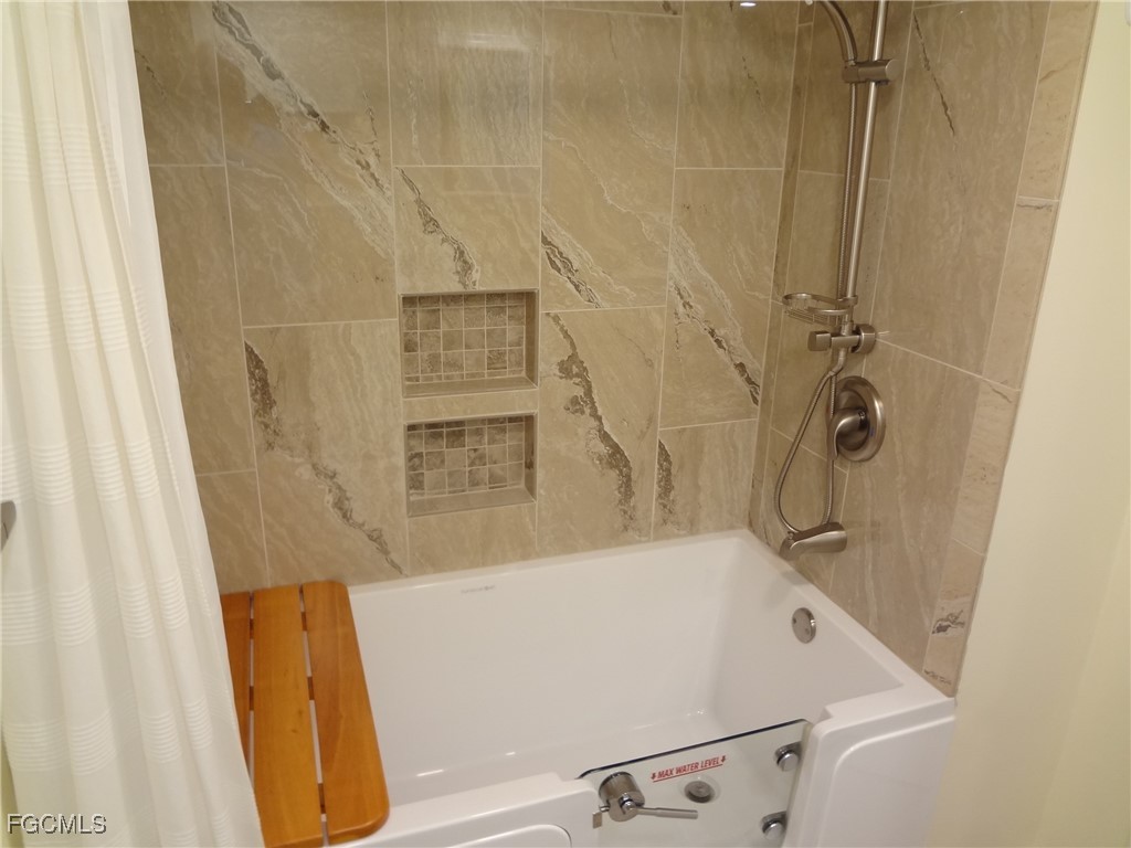 4411 Country Club Boulevard #A1 Cape Coral FL 33904 2025013577 image23