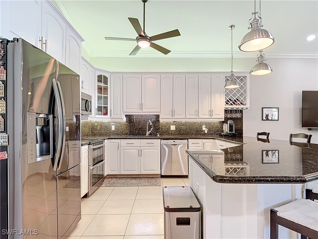 4411 Pine Ridge Road Naples FL 34119 226000349 image14