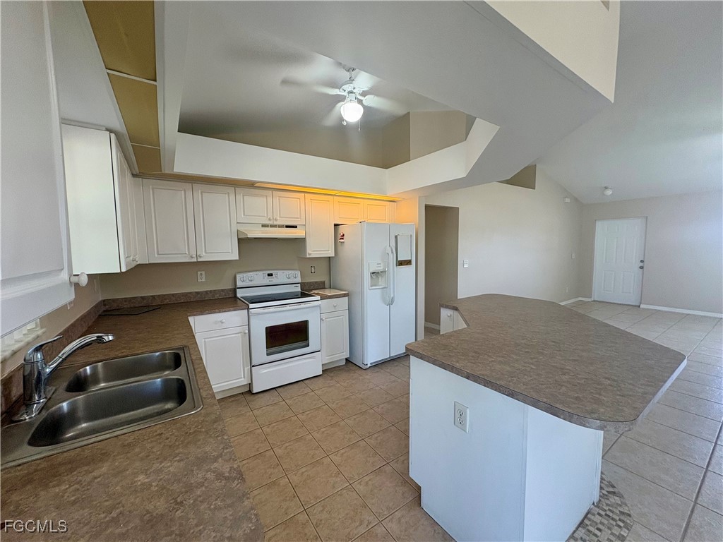 4411 SW 9th Avenue Cape Coral FL 33914 2025018119 image3