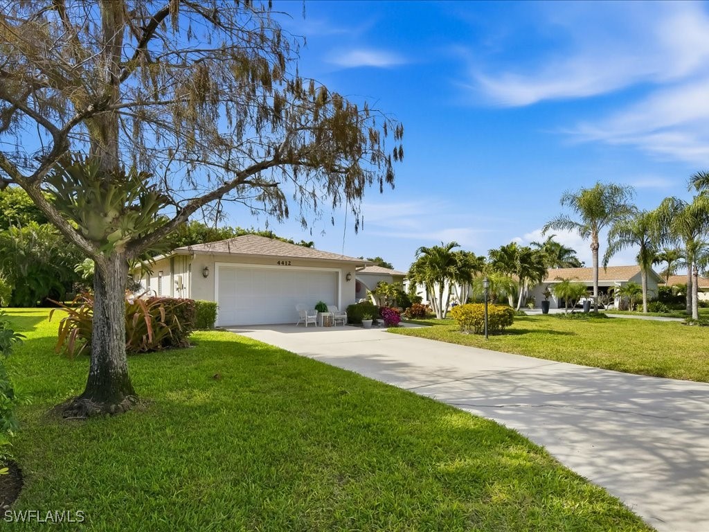 4412 Beechwood Lake Drive Naples FL 34112 226000211 image1