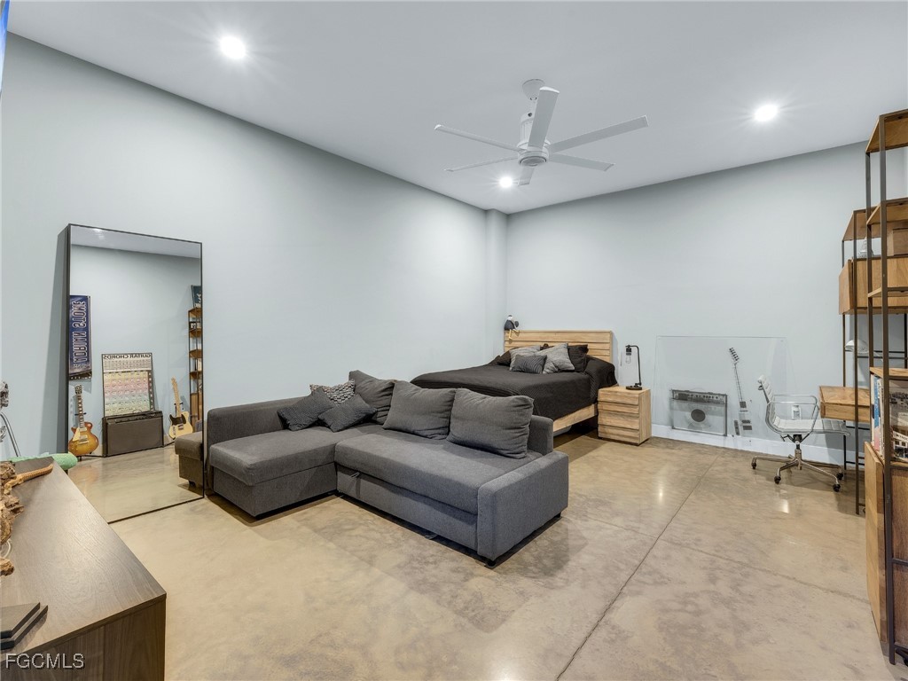 4412 Pinetree Boulevard Saint James City FL 33956 2025009639 image33