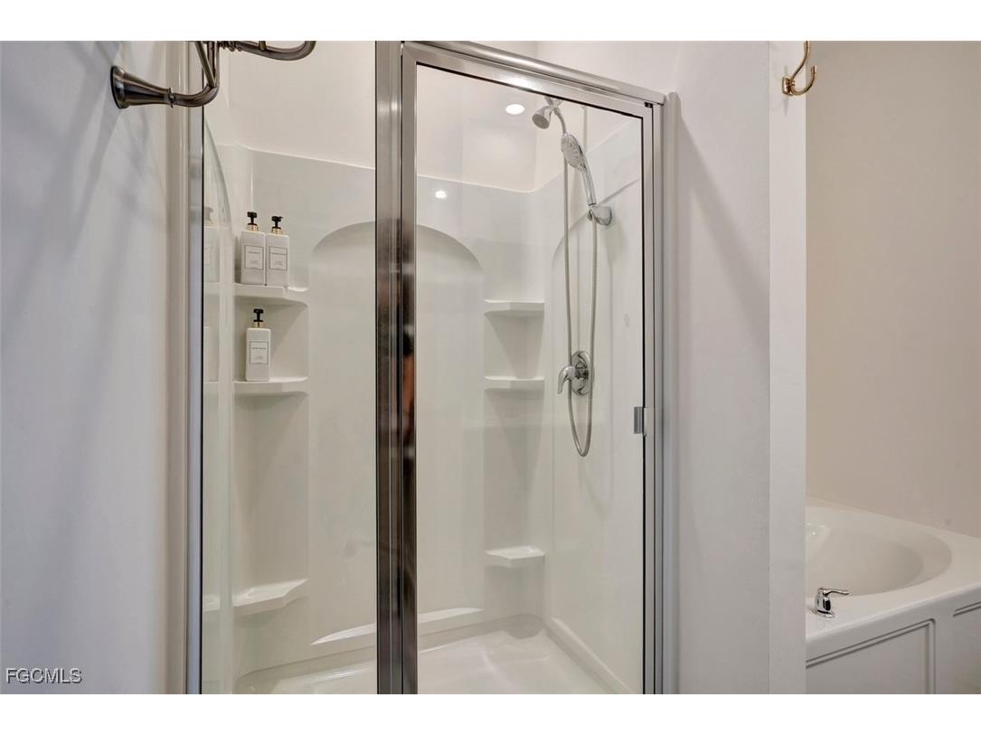4413 NW 34th Street Cape Coral FL 33993 2026004840 image23