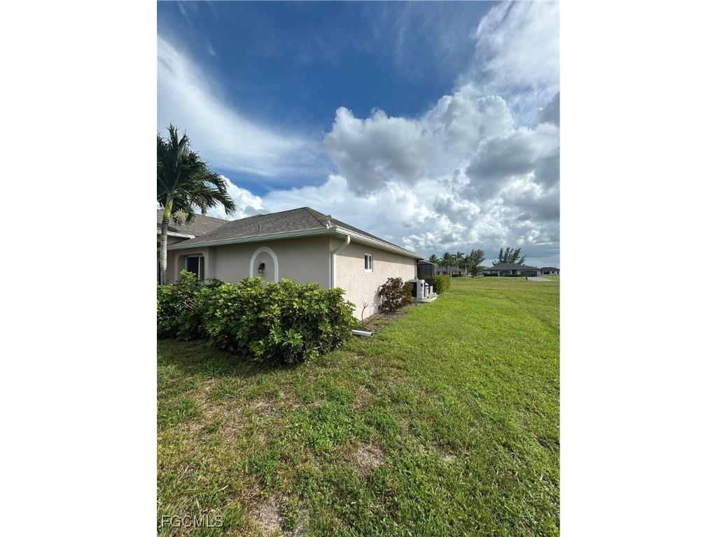 4414 NW 32nd Terrace Cape Coral FL 33993 2025013567 image4
