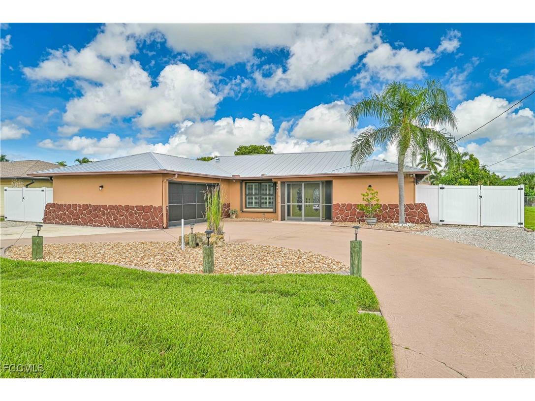 4414 SE 20th Place Cape Coral FL 33904 2025007624 image17