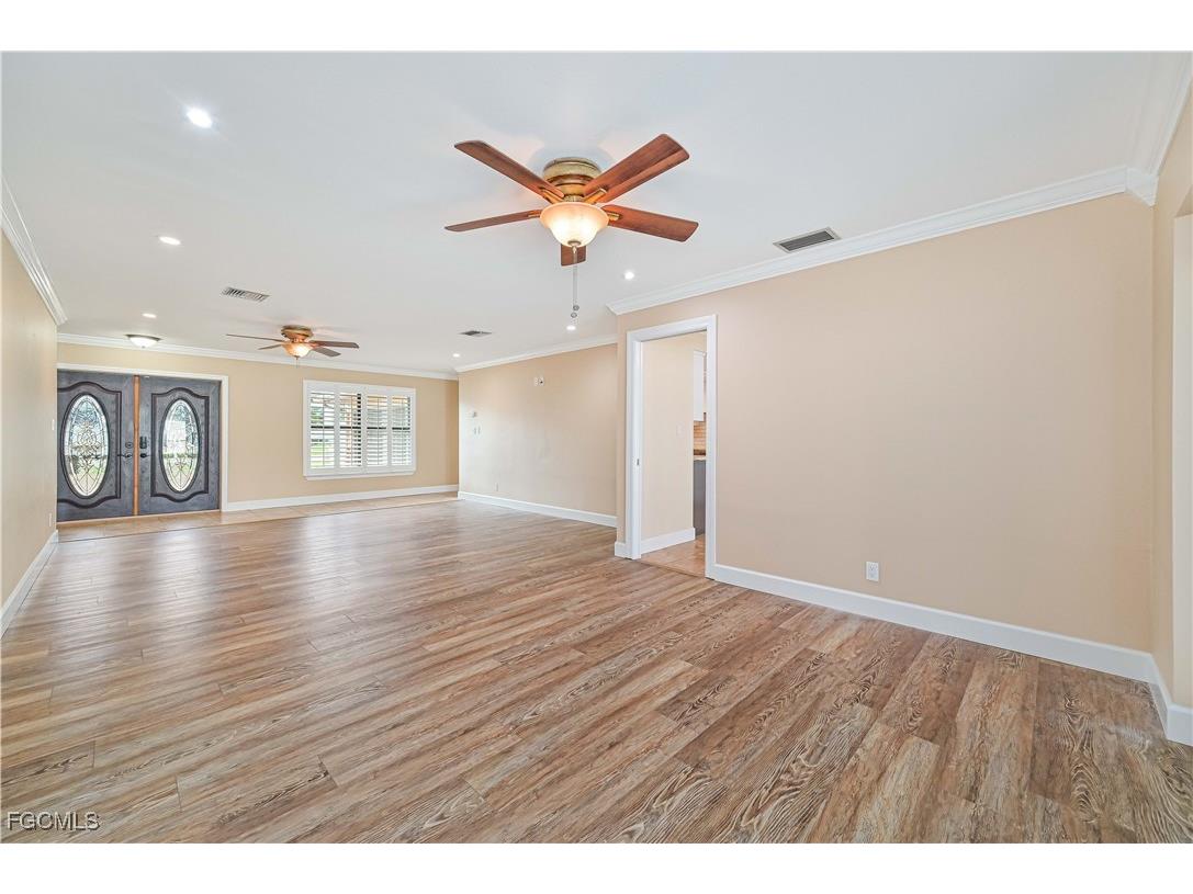 4414 SE 20th Place Cape Coral FL 33904 2025007624 image23