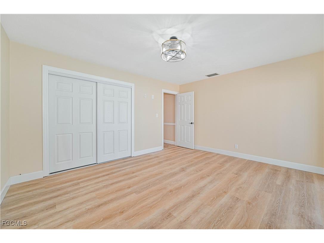 4414 SE 20th Place Cape Coral FL 33904 2025007624 image37