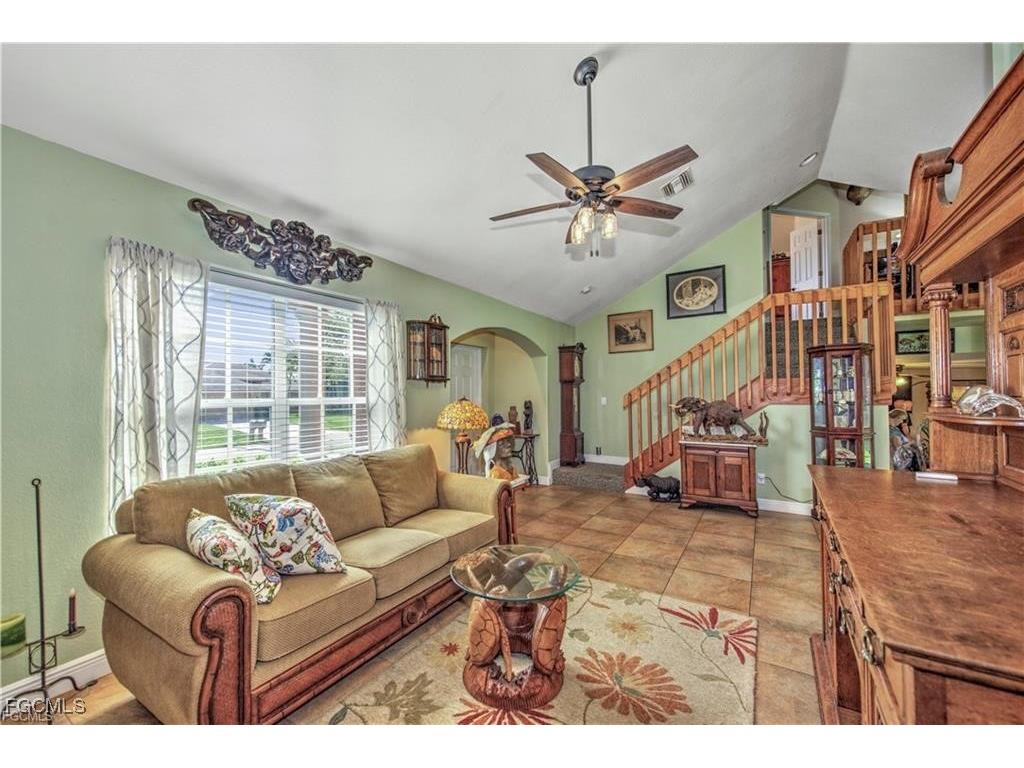 4414 SW 5th Place Cape Coral FL 33914 2025019042 image3