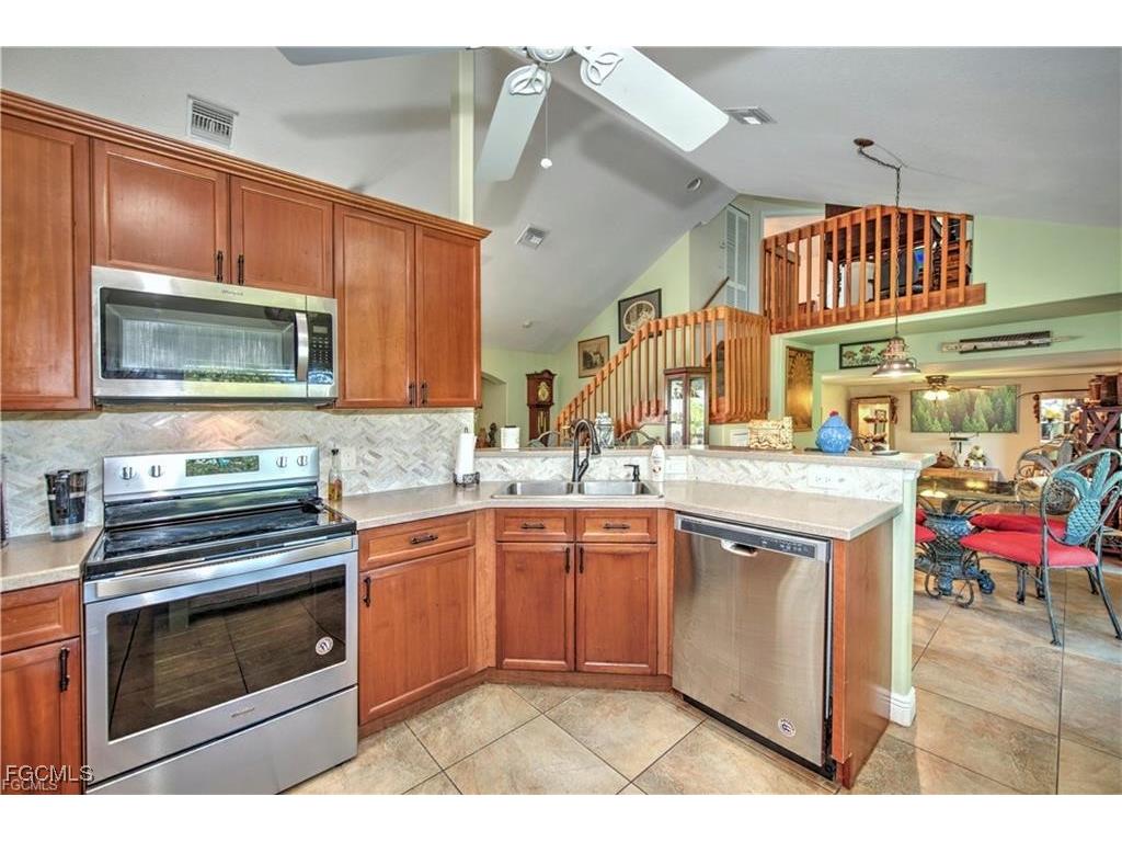 4414 SW 5th Place Cape Coral FL 33914 2025019042 image5