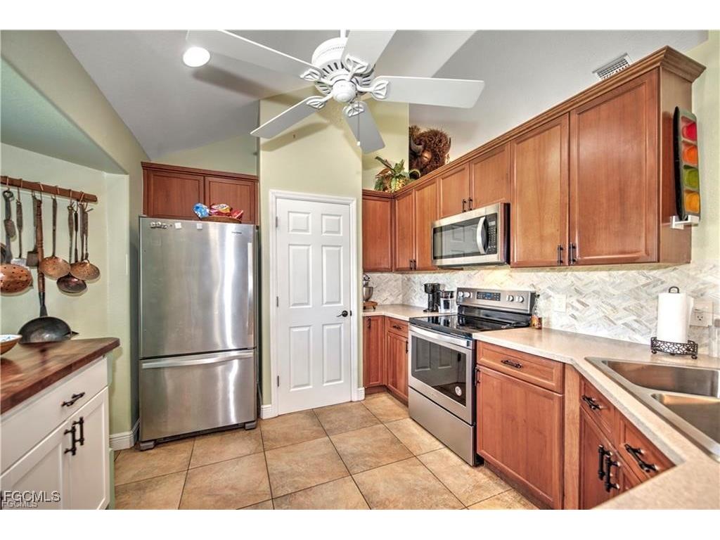 4414 SW 5th Place Cape Coral FL 33914 2025019042 image6