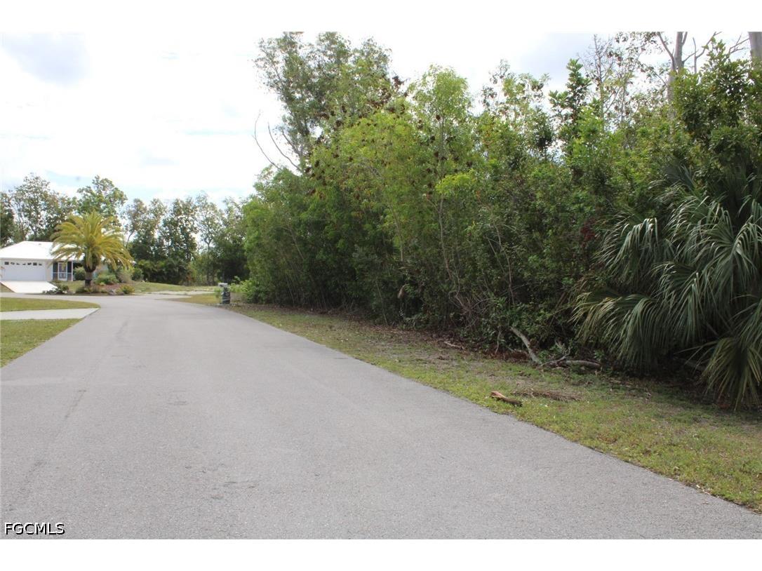 4416 Lake Heather Circle Saint James City FL 33956 2026021214 image5