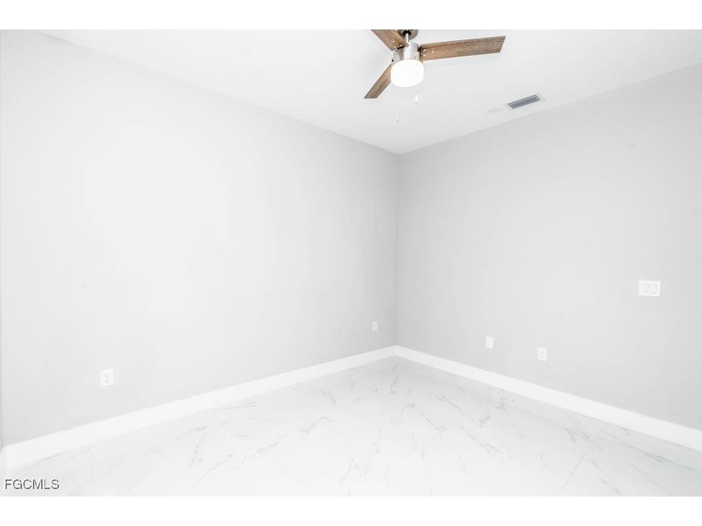 4417 22nd Street SW Lehigh Acres FL 33973 2026002005 image9