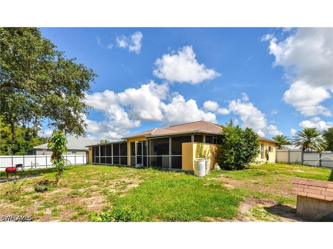 4417 29th Street SW Lehigh Acres FL 33973 226022394 image25