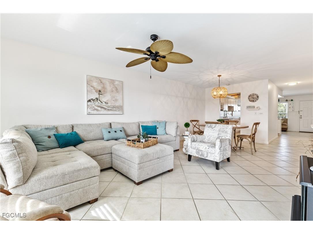 4417 Country Club Boulevard #B6 Cape Coral FL 33904 2025010109 image1
