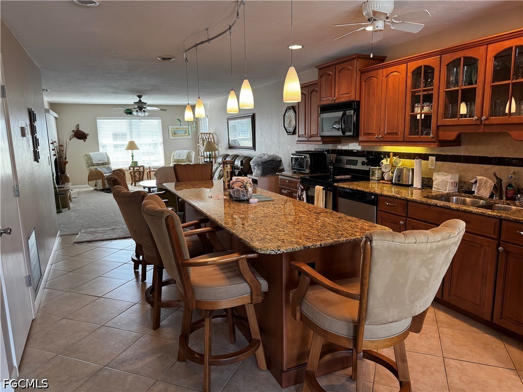 4417 Country Club Boulevard #B8 Cape Coral FL 33904 2026017839 image2
