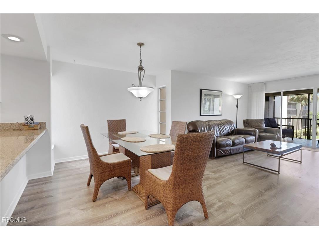 4417 Spanker Court #2A Fort Myers FL 33919 2025004069 image1
